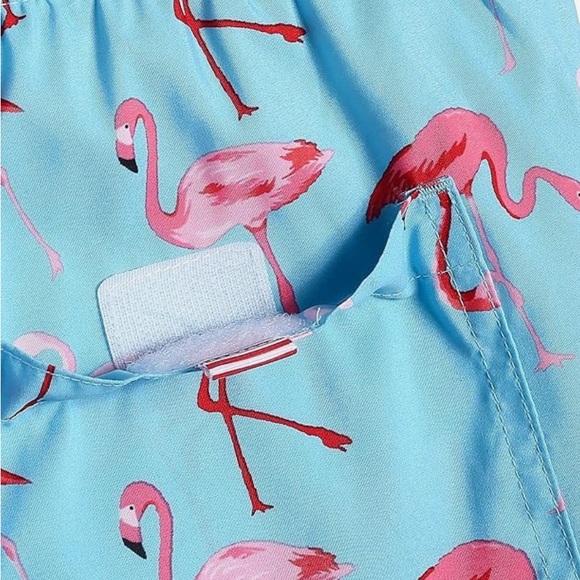 NWOT Men’s swim trunks Medium - Picture 3 of 5